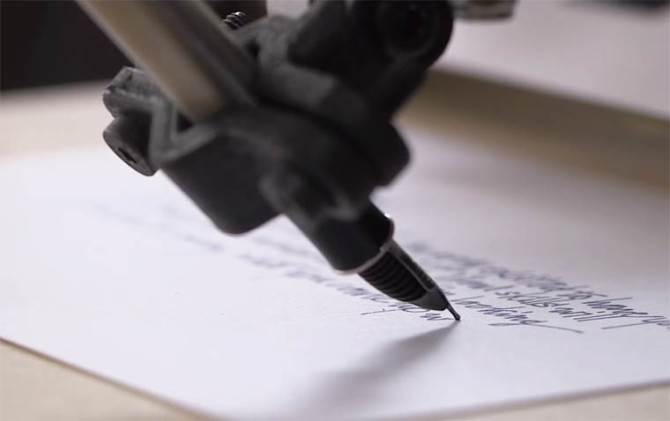 Robot Copies Handwriting Using a Fountain Pen!