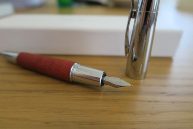 How to clean your fountain pen nib